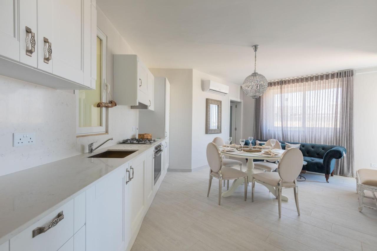 Boutique Style - 2 Bedroom Apartment- Ta'Xbiex, Sliema Area Ta Xbiex 외부 사진