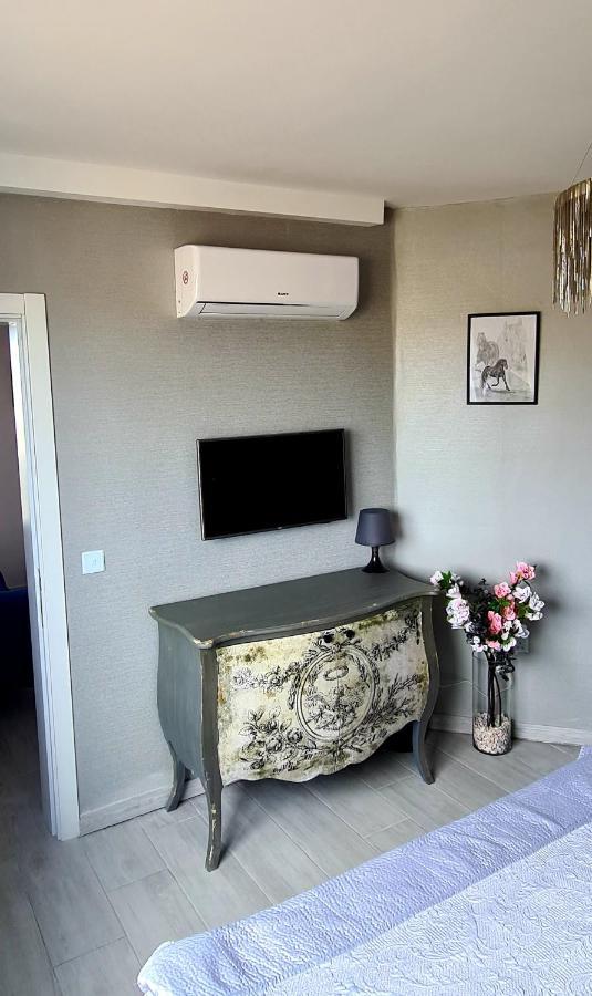 Boutique Style - 2 Bedroom Apartment- Ta'Xbiex, Sliema Area Ta Xbiex 외부 사진
